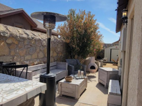 Cheerful 3 bedroom home with tub.